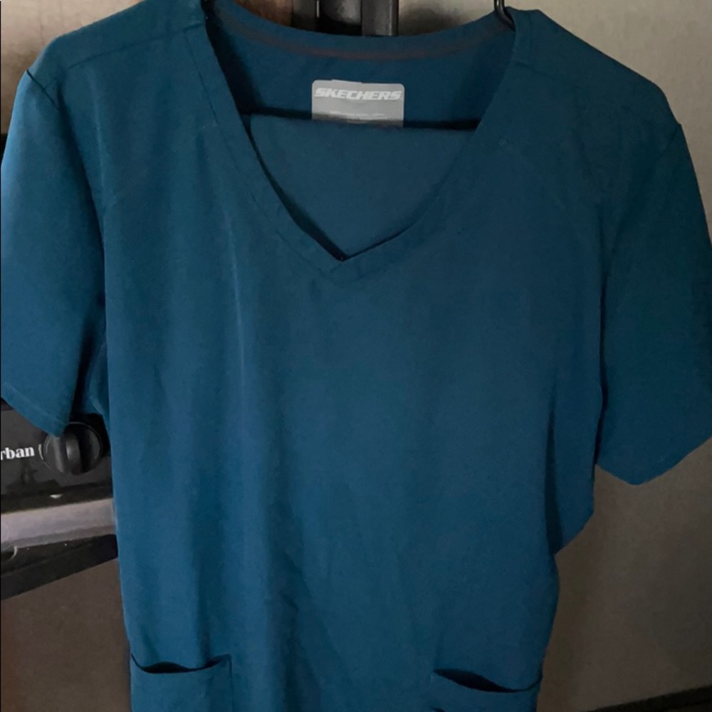 Women’s scrub set